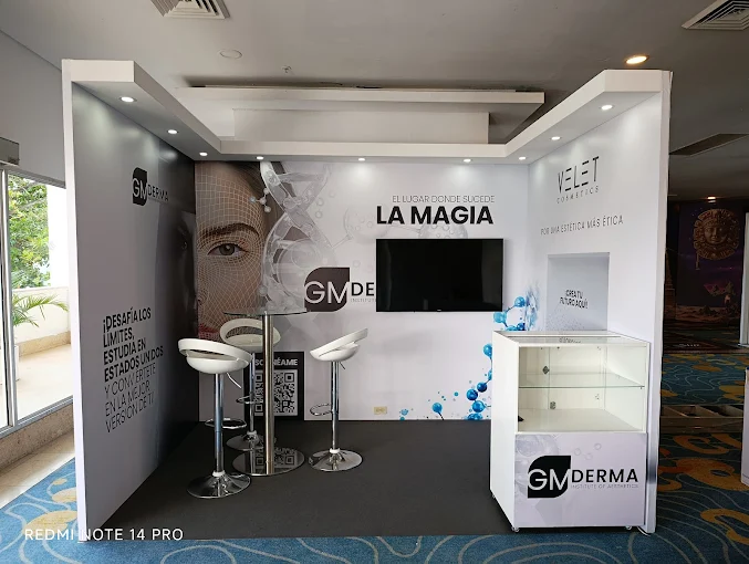 Fabricación de stand personalizado para feria empresarial en Cartagena